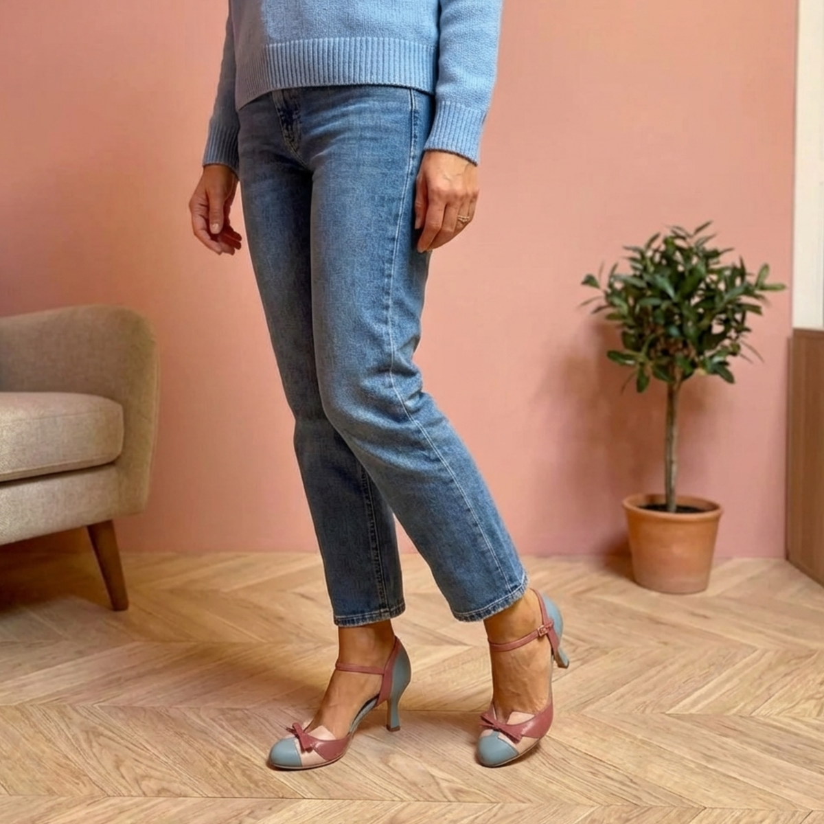 Vela — Sandalia cómoda de tacón medio