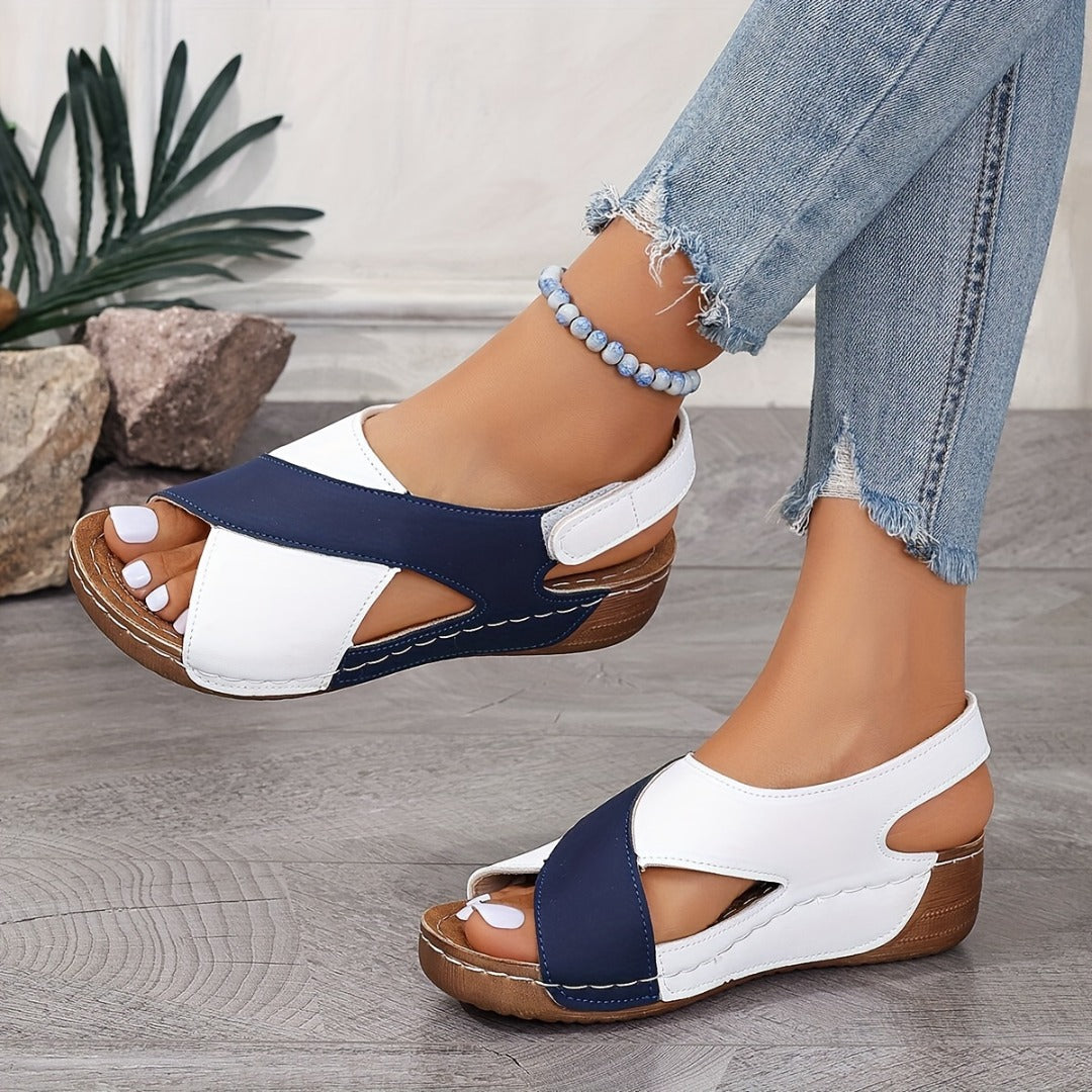 Nora — Sandalia cómoda con cuña